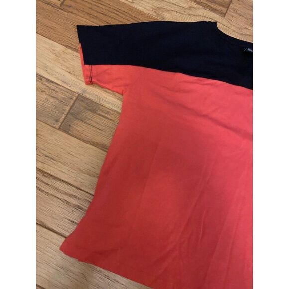 NWT The North Face, women's color block relaxed fit short sleeve t-shirt sz XS - Picture 2 of 9